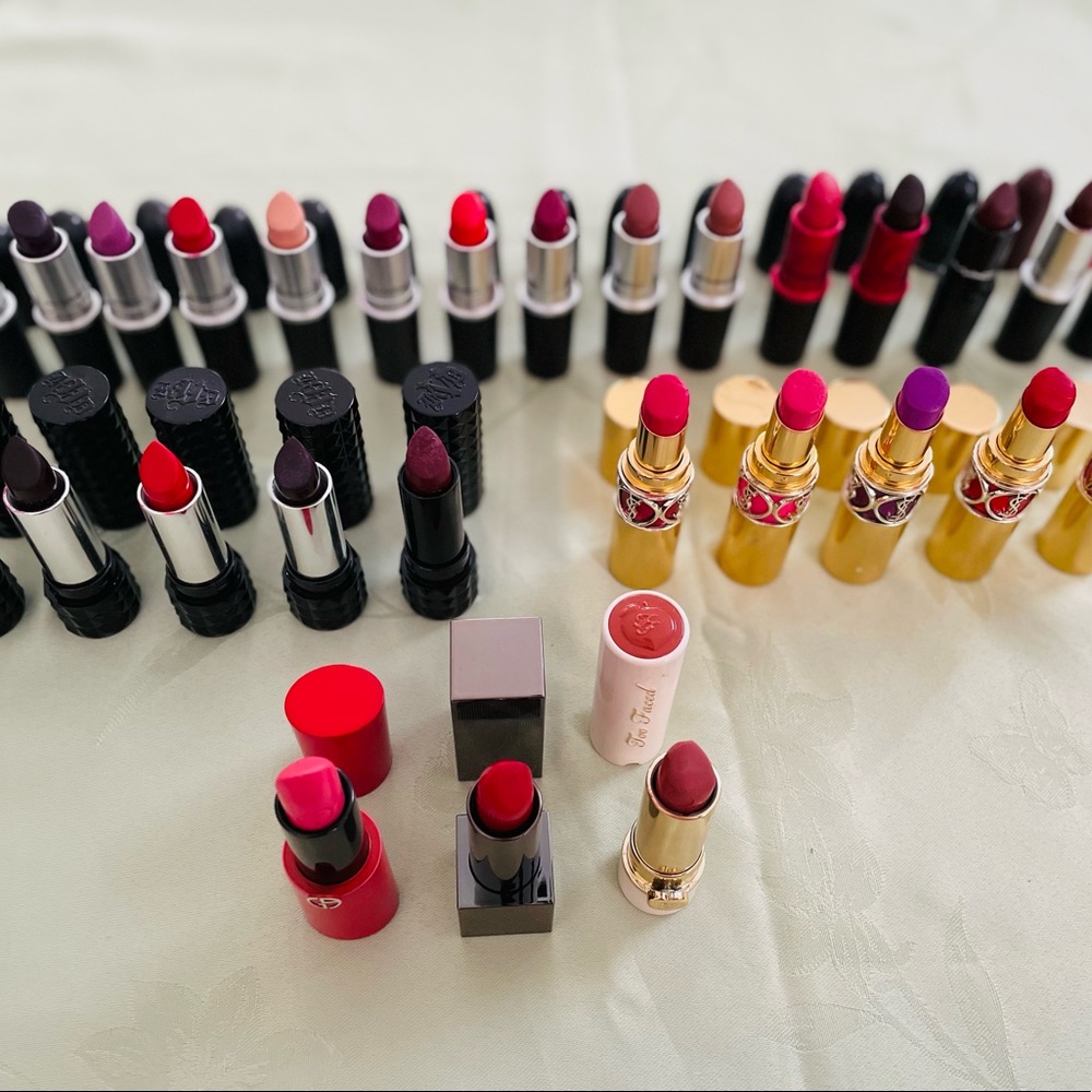 15 MAC, 5 YSL ROUGE VOLUPTE, 5 KAT VON D and others lipstick bundle